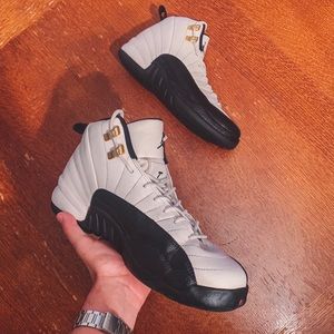 Jordan 12’s Taxis